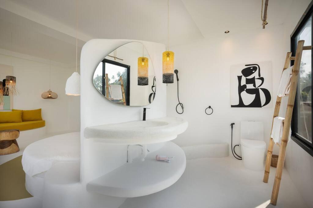 Villa Le Cerf Dore Hinkong Экстерьер фото